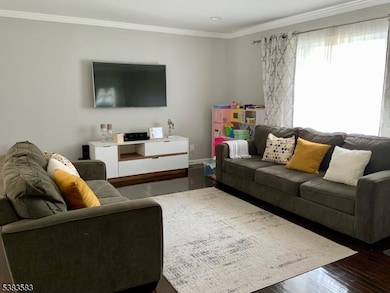 26 Winthrop Rd, Somerset, NJ 08873 - photo 2