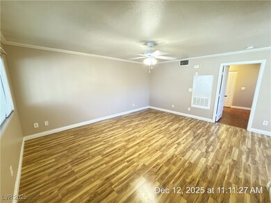 639 Anne Ln unit 3C, Henderson, NV 89015 - photo 2
