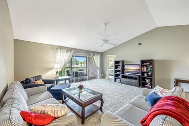 5955 Bloomfield Cir #A305, Naples, FL 34