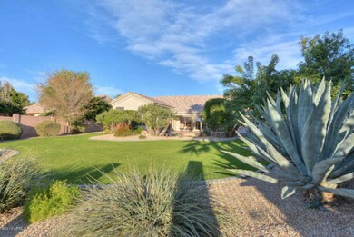 004 Huge golf course lot