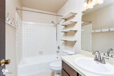 Master Bathroom 1067-SMALL