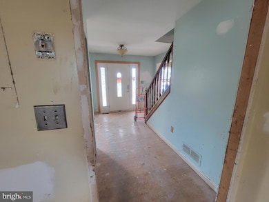 411 Pheasant Cir, Bear, DE 19701 - photo 2