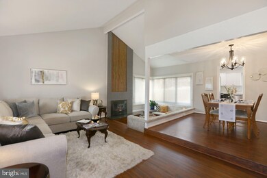 10522 Arrowood St, Fairfax, VA 22032 - photo 3