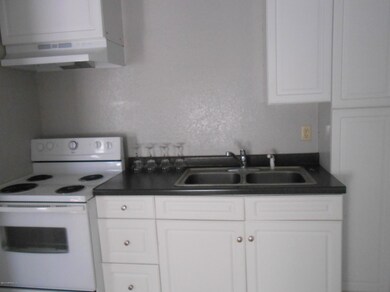 2989 Collier Ave, Jacksonville, FL 32205 - photo 4