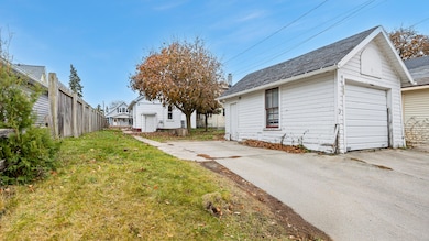 910 Swift Ave, Sheboygan, WI 53081 - photo 6