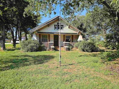 404 E Denver St, Fairmont, OK 73736 - photo 2