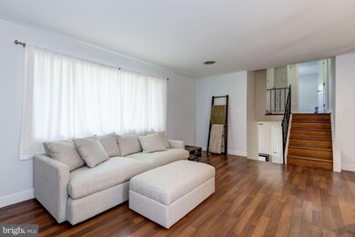 1109 Plover Dr, Halethorpe, MD 21227 - photo 3