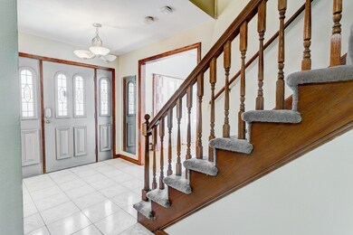 13 Strawberry Ln, North Dartmouth, MA 02747 - photo 2