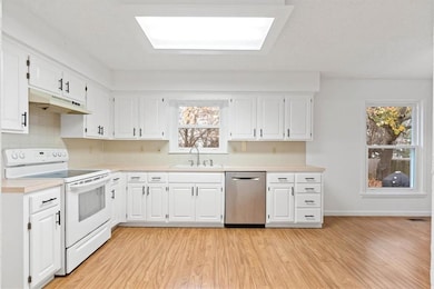 13330 W 112th Terrace, Overland Park, KS 66210 - photo 7