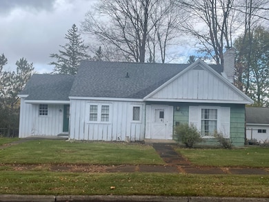 421 3rd Ave S, Park Falls, WI 54552 - photo 4