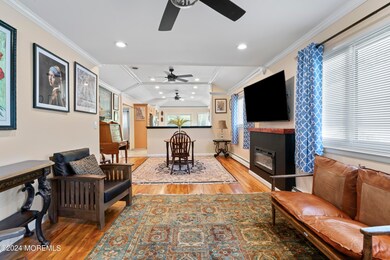 Living room / Dining room combo