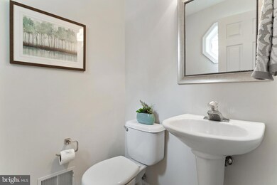 3 Village Ct, Wilmington, DE 19805 - photo 4