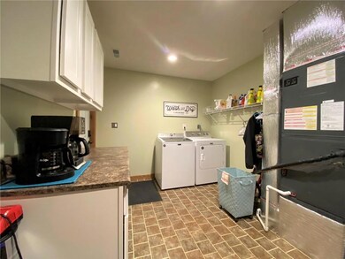 541 E Booe Rd, Austin, IN 47102 - photo 6