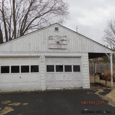 14 Hampton Ave, Rensselaer, NY 12144 - photo 3