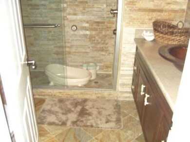 bathroom shower, in white gold ct