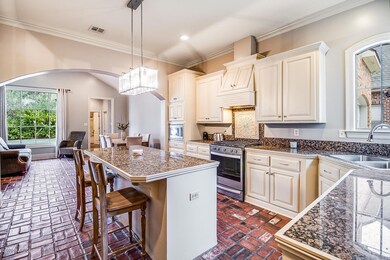106 Isaiah Dr-8