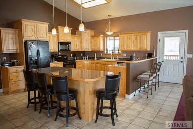 340 Bergeson Dr, Blackfoot, ID 83221 - photo 3