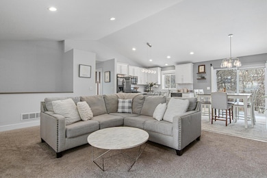 3255 Indiana Ave N, Robbinsdale, MN 55422 - photo 6