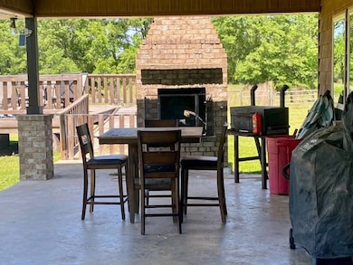 1079 Mount Herman Rd, Osyka, MS 39657 - photo 5