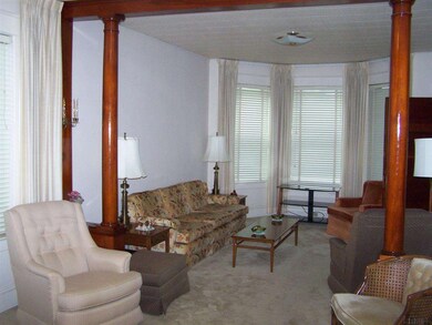 484 8th Ave, Troy, NY 12182 - photo 5