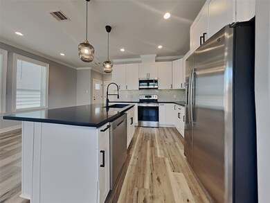 1024 Melneeka Ln, Houston, TX 77091 - photo 4