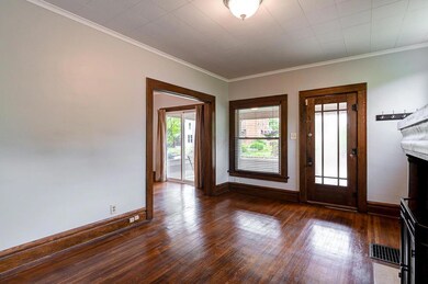 330 E Markison Ave, Columbus, OH 43207 - photo 4