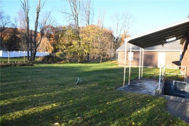 945 E Main St, Pen Argyl, PA 18072 - photo 5