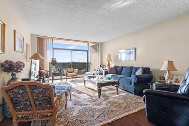 The Bonaventure unit 615, Dallas, TX 75248 - photo 6
