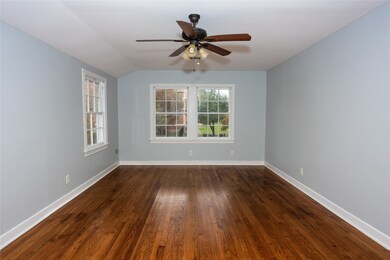 516 E 13th St, Houston, TX 77008 - photo 3