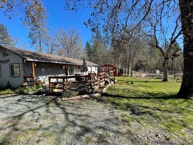3747 Russell Rd, Grants Pass, OR 97526 - photo 2