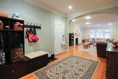 89 Pleasant St unit 3, Brookline, MA 02446 - photo 3