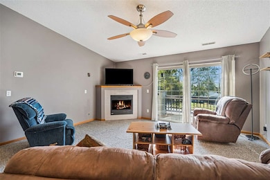 3000 Wilson Ave SW, Cedar Rapids, IA 52404 - photo 3