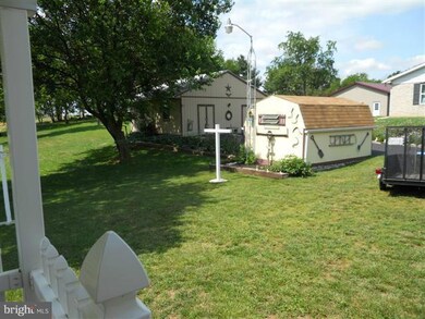 17457 Cindy Ln, Hagerstown, MD 21740 - photo 3