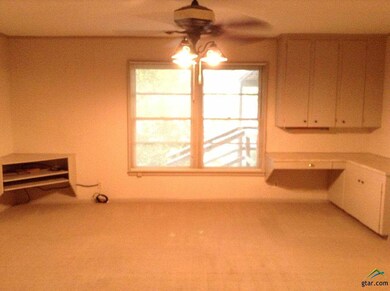 1225 Graham Dr, Tyler, TX 75701 - photo 7