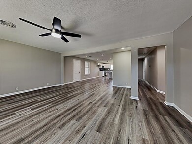 2215 N Alexander St, Sherman, TX 75092 - photo 3