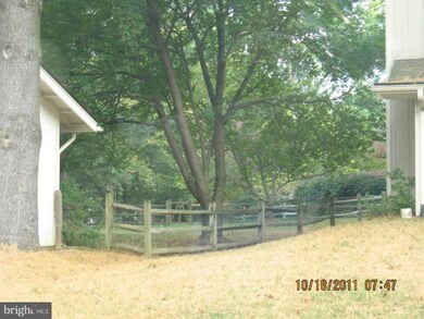 9433 Bethany Place, Montgomery Village, MD 20886 - photo 4