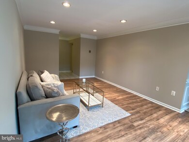 3115 Buccaneer Ct unit 1, Fairfax, VA 22031 - photo 4