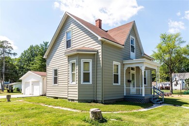 201 N Vine St, Freeburg, IL 62243 - photo 2