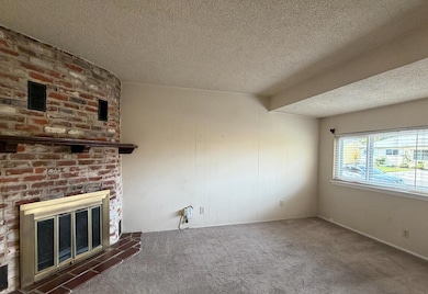 6313 Leola Way, Sacramento, CA 95824 - photo 4