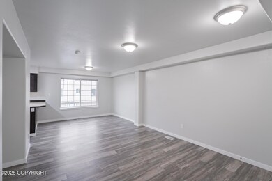 photos_high_resolution_03_3503_E_16th_Av