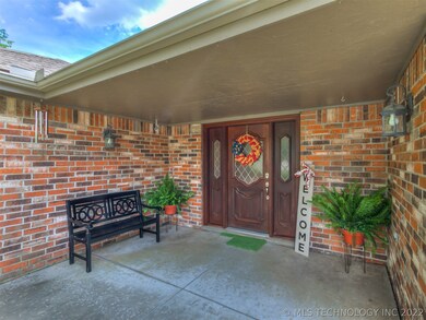 2409 Georgetown Dr, Bartlesville, OK 74006 - photo 3