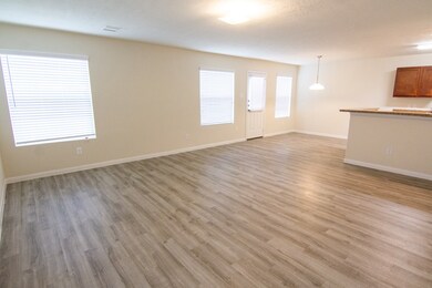 3211 Gold Star Dr, Houston, TX 77082 - photo 4