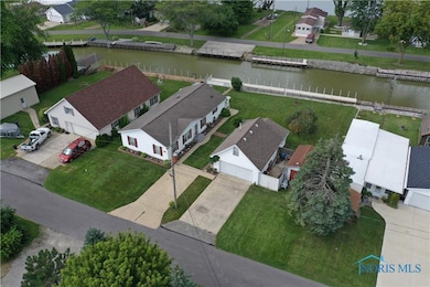 2915 W Risingsun Rd, Port Clinton, OH 43452 - photo 3