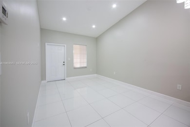 6990 NW 179th St unit 2012, Hialeah, FL 33015 - photo 3