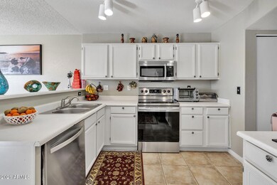 829 E Rosemonte Dr, Phoenix, AZ 85024 - photo 7