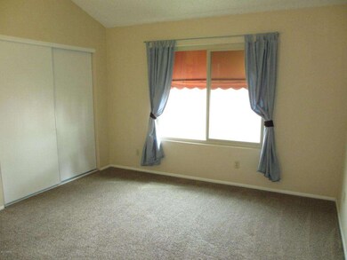 2149 E 10th Street #4 009