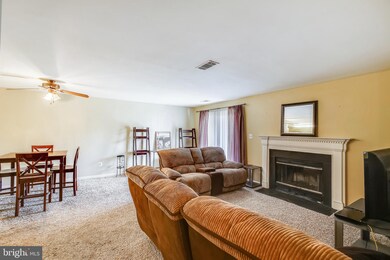10933 Postern Ct unit 36, Manassas, VA 20109 - photo 6