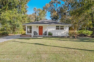 1810 Battery Park Dr, Port Royal, SC 29935 - photo 6