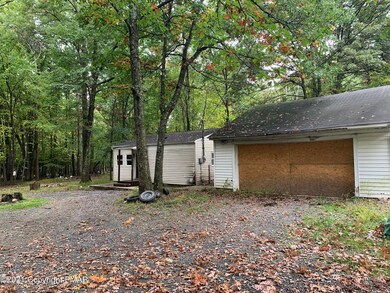 203 Semmel Rd, Effort, PA 18330 - photo 6