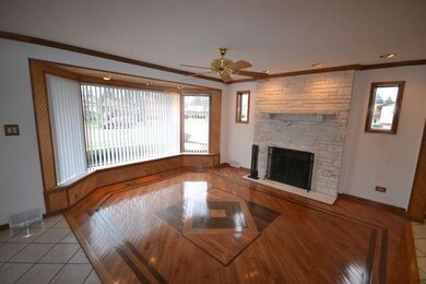 1845 Howard Ave, Des Plaines, IL 60018 - photo 4